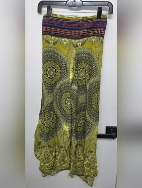 Bohemian Sunburst Wide Leg Capri Pants — Yellow Green